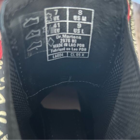 DR MARTENS 2976 black leather Chelsea bootswomen’s 9 new without box. - Picture 7 of 8